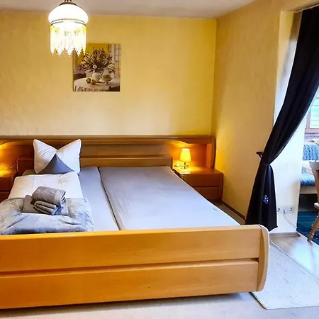 Zi04 Doppelzimmer Loggia Und Balkon بيت للعطل